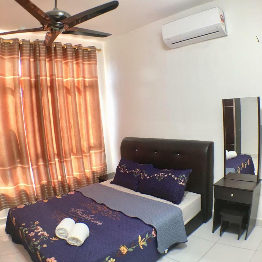 Homestay Shah Alam - Near I-Cty Eksteriør billede